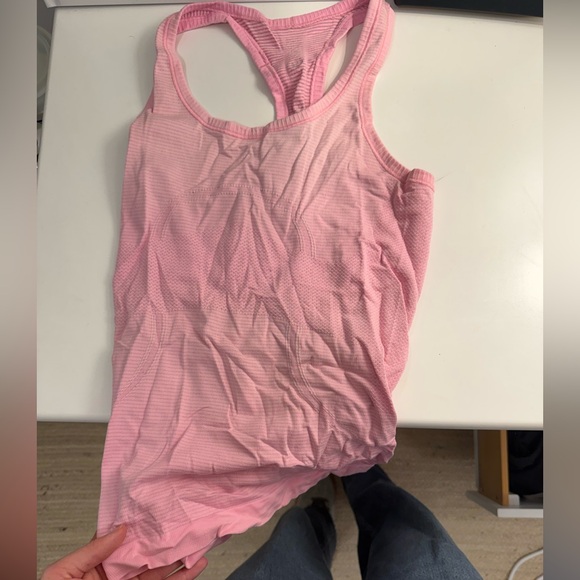 Lululemon Swiftly Tech Racerback Not Cropped - Picture 2 of 3